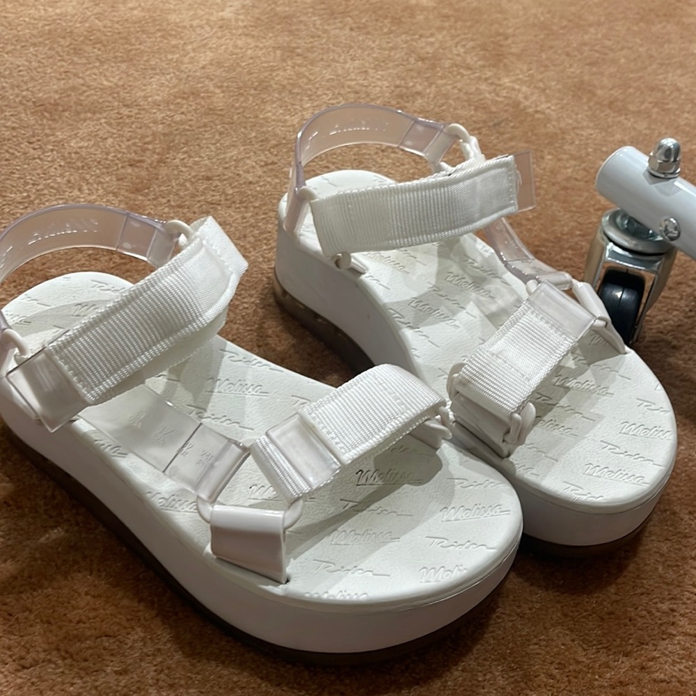 Melissa rider platform sandals
